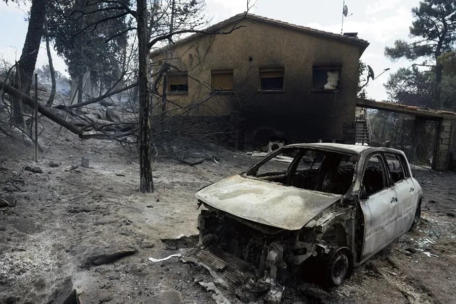 Пожар у НАСА: 60 000 человек
